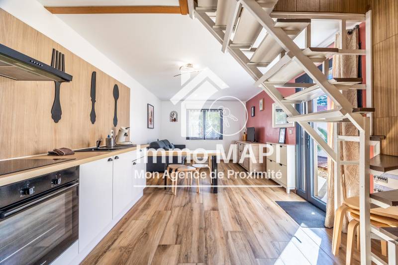 Grande maison contemporaine de 240m² sur terrain de 710m² avec piscine à Lattes