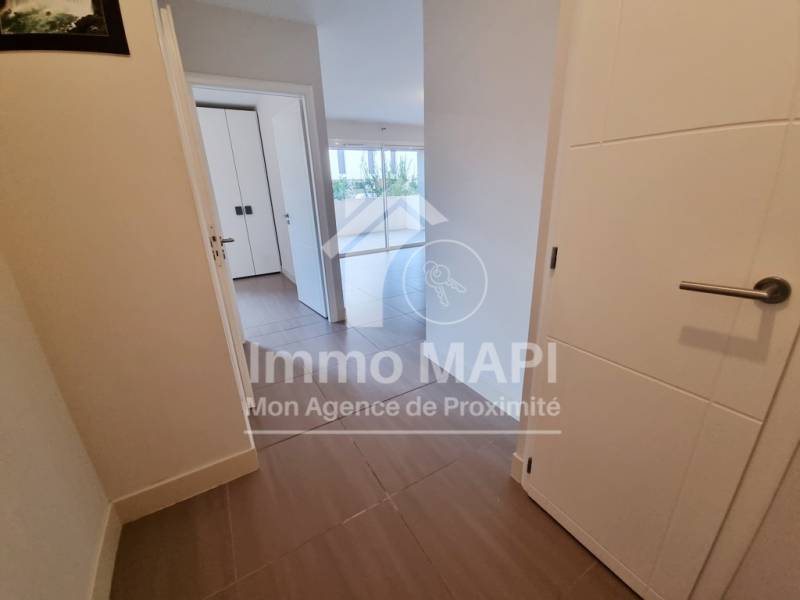 Vente appartement 50 m2 avec terrasse et parking dans résidence de luxe Villa Etrusque à Lattes proche Montpellier