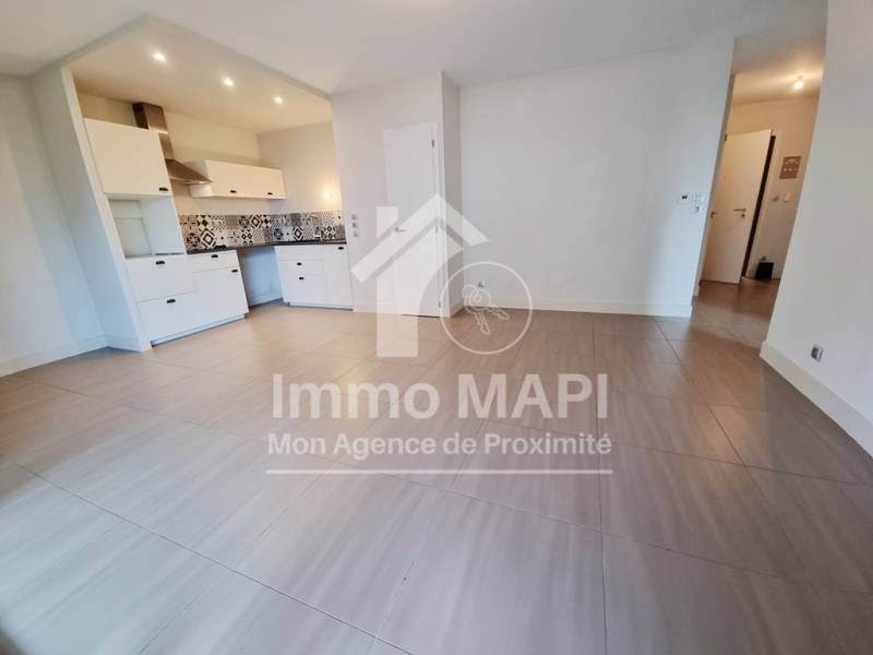 Vente appartement 50 m2 avec terrasse et parking dans résidence de luxe Villa Etrusque à Lattes proche Montpellier